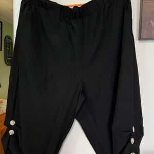SHEIN Black Capris with Button Detail